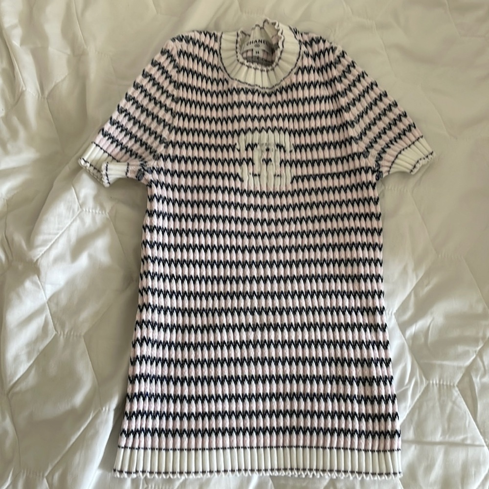 chanel knit top